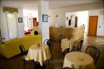 Franca 2* Santa Flavia