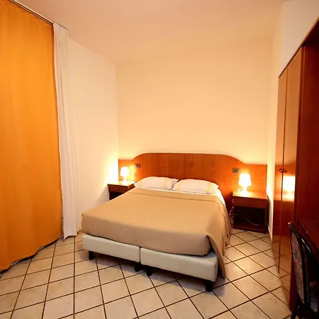Hotel Franca Santa Flavia